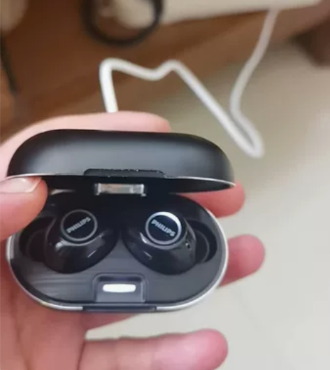 飞利浦正品 蓝牙耳机 小巧精致 入耳舒适