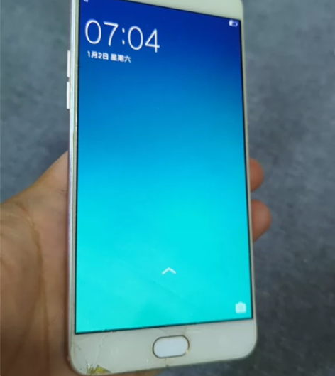 oppo r9tm 机子原装无拆修，外屏破...