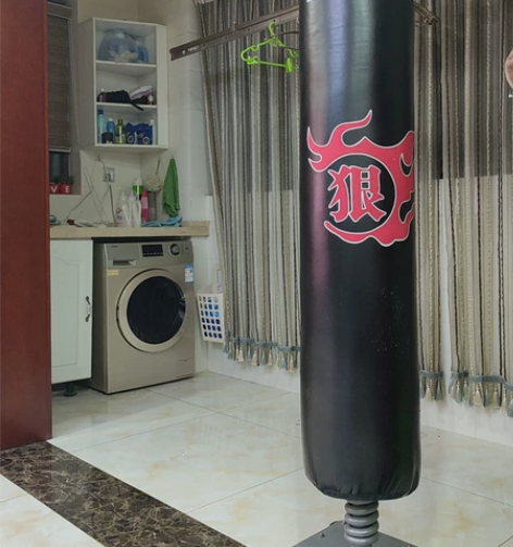 拳击散打立式沙包 感兴趣的话点“我想要”和...