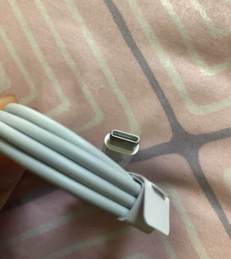 iPhone13原装配件，快充pd充电线，...