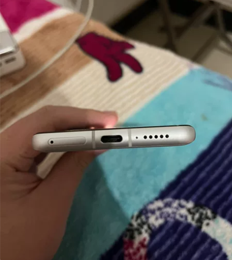 魅族18 白色 某东自营购入。箱说全 8+...