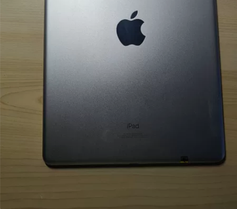 ipad第八代（2020），一直拿来看网课...