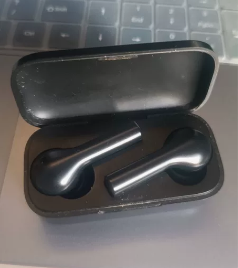 QCY T5蓝牙耳机，入耳式，功能正常，闲...