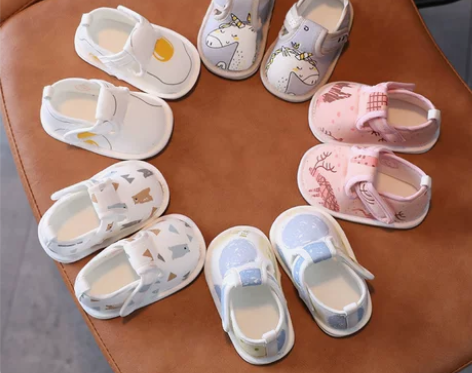 九成新 婴儿鞋 春夏季0一1岁 宝宝鞋 软...