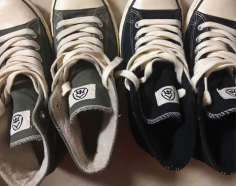 大码，人本九成新本加绒帆布鞋，两双加绒65...