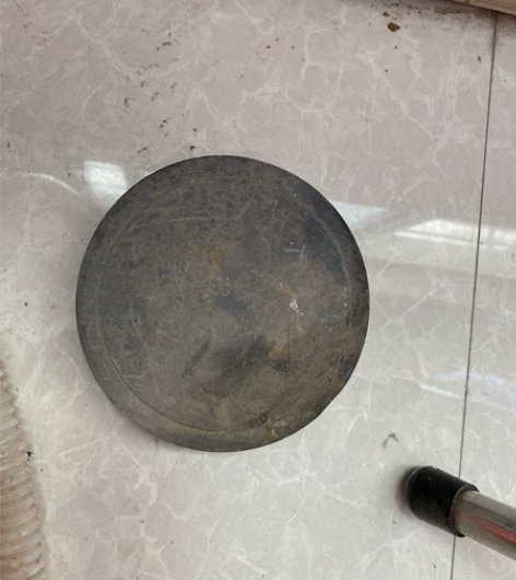 石墨一个  郾城区商务局后家属院自提 非诚...