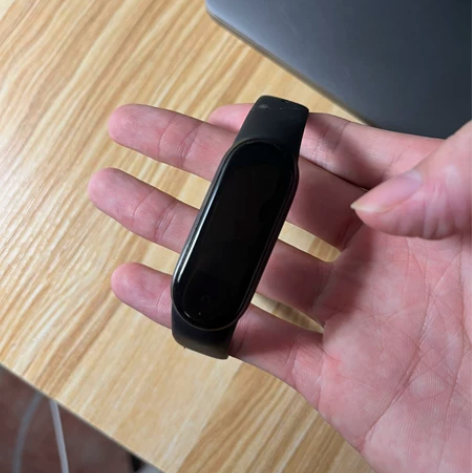 小米手环5，闲置出售 感兴趣的话点“我想要...