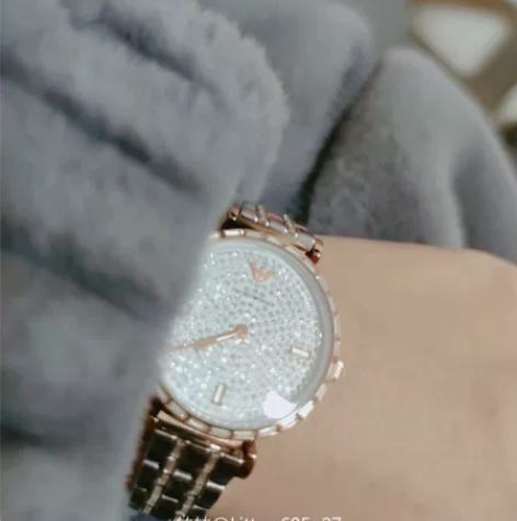 阿玛尼满天星手表 实体店买的，2900买的...