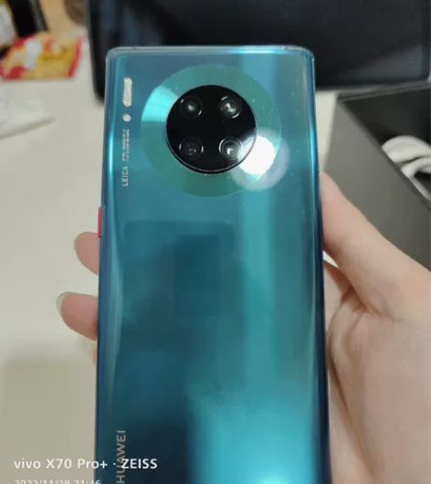 华为Mate30pro （5G) 皇帝版8...