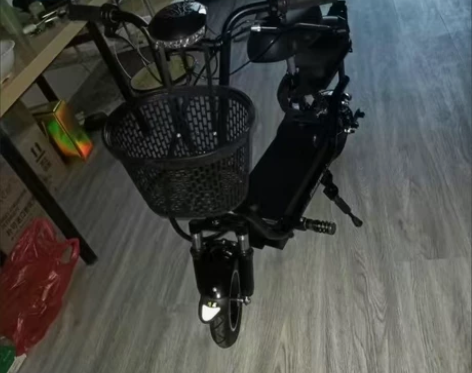 可折叠进车后备箱的小车 一次充电续航20公...