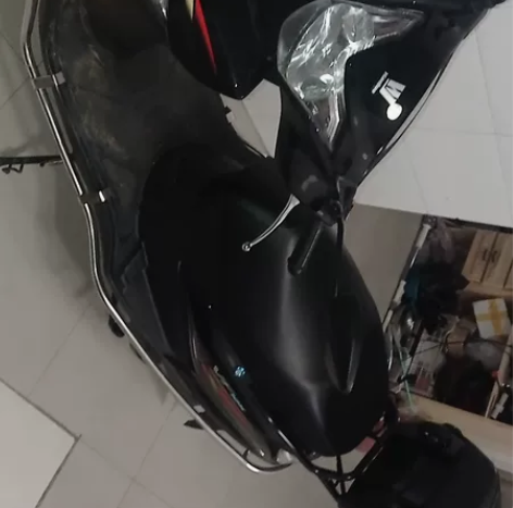 豪爵vf125踏板摩托车 豪爵vf125电...