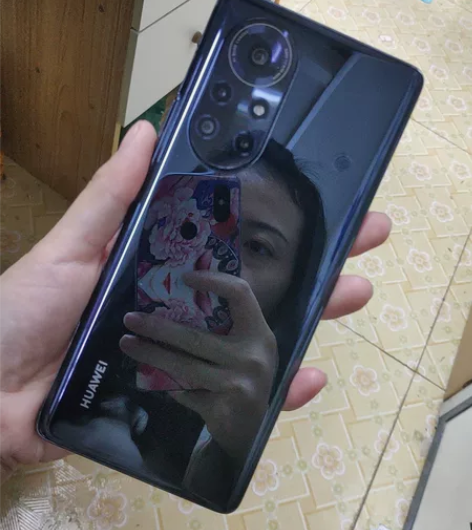 华为nova8pro 8+128g功能正常...