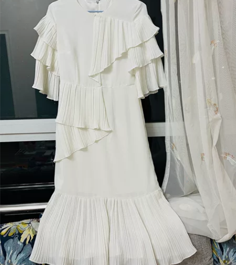 【女王价】衣阁里拉2017春装新款女裙子白...