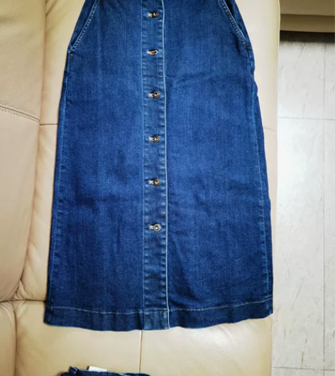 优衣库牛仔裙，在日本实体店里买的，s码，裙...