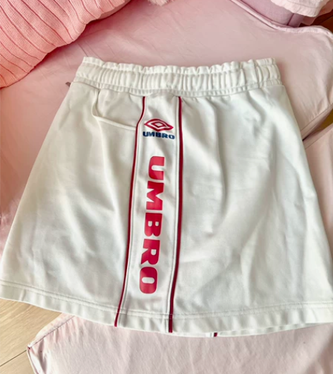 UMBRO运动风半裙 棒球裙S码 不议价不...