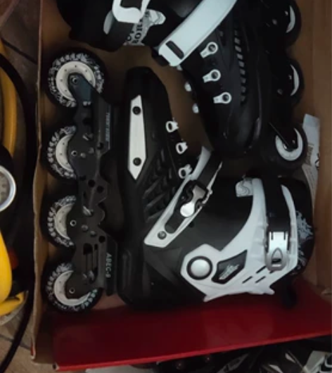 旱冰鞋   基本全新 没怎么玩 39 40...