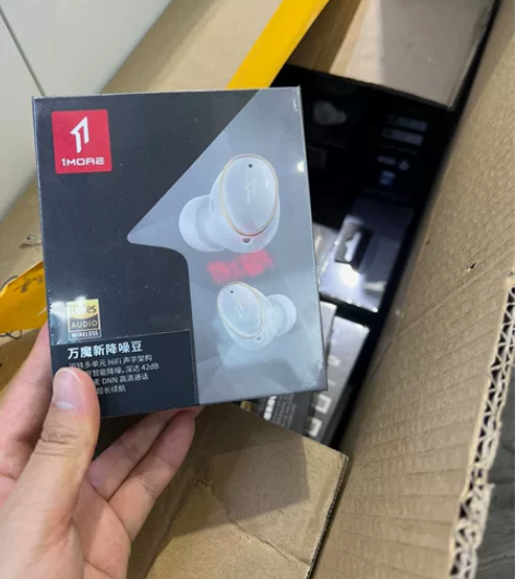 万魔新降噪豆,1more 全新未拆封,不磨...