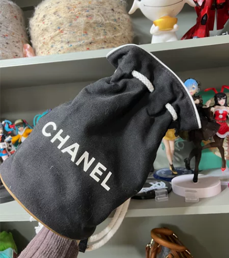 日本带回香奈儿Chanel香奶奶帆布便当包...