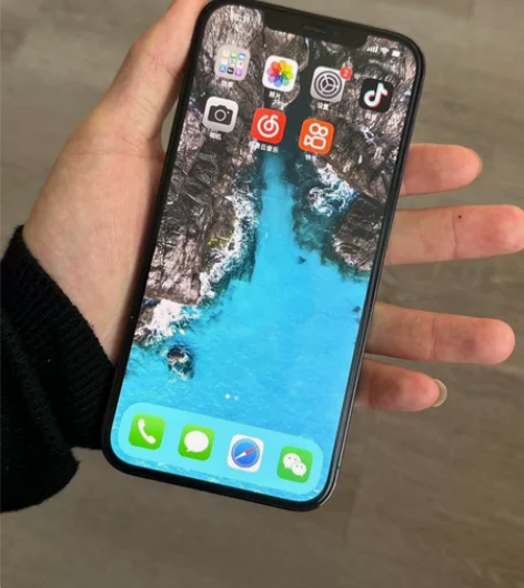 出12pro Max256国行有意者私信联...