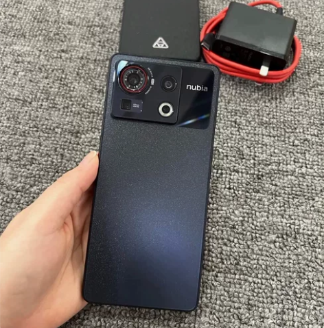 努比亚 Z40Spro ，99新，全原装，...