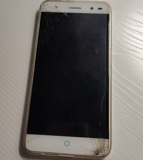 二手中兴 努比亚 z17mini 感兴趣的...