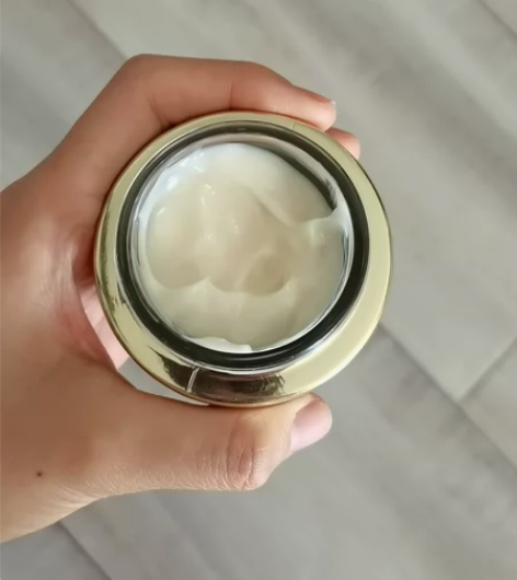 资生堂抗糖悦薇面霜，用了没几次，余量如图，...