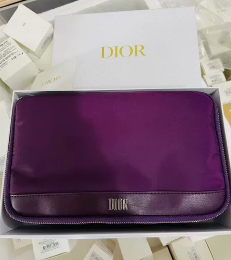 双12促销活动 470包邮  迪奥化妆刷四...