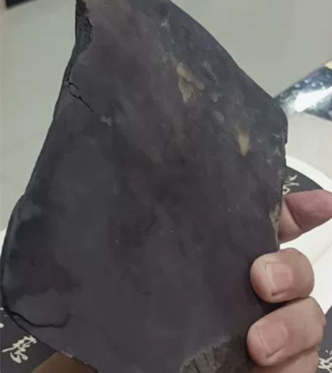 端砚 麻子坑八寸品质优良，下发爽利。搬家出...