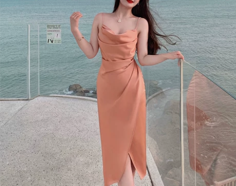 林关关 法式缎面荡领吊带裙连衣裙女夏季修身...