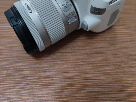 佳能200D2代，镜头18-55套机，成色...