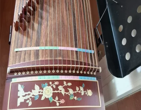琼花古筝,因孩子学习紧张没时间学了。 感兴...