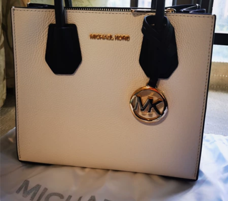 MK小号经典包包，新款新色，黑白永恒百搭，...