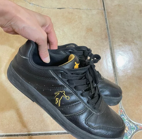 乔丹正品板鞋 36码，明显穿着痕迹明显穿着...