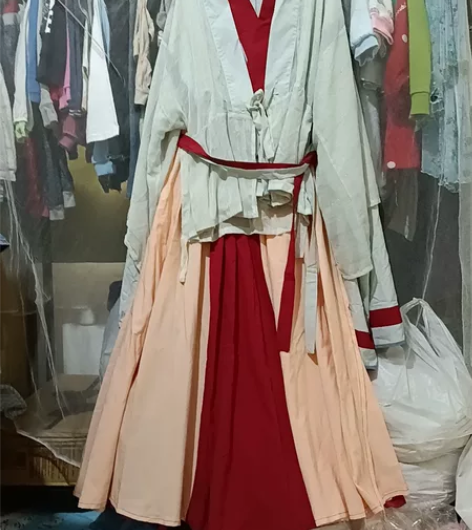 闲置汉服五五年三件套，质量没问题，便宜出，...