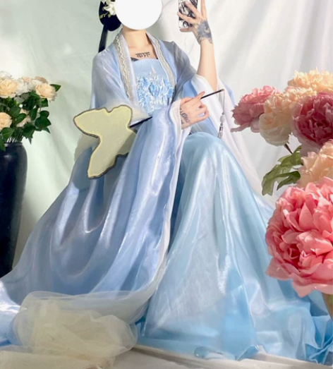柒邑唐制诃子裙如梦全套S码 感兴趣的话点“...