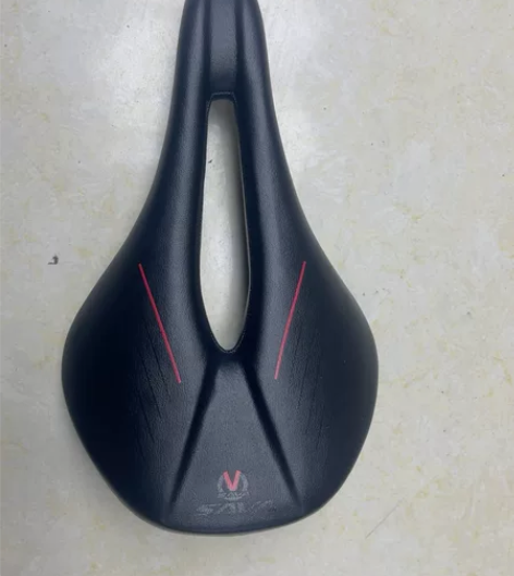 碳纤维公路座垫全新 感兴趣的话点“我想要”...