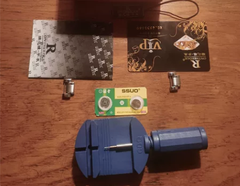 手表配件，二手便宜处理。 感兴趣的话点“我...