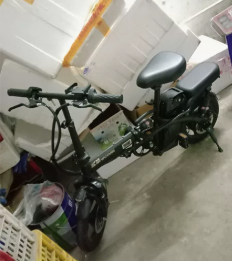 个人自用车，五羊品牌48伏，出厂日期202...