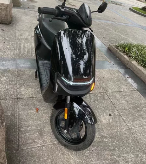 8.8成新九号N80C/60V32A铅酸版...