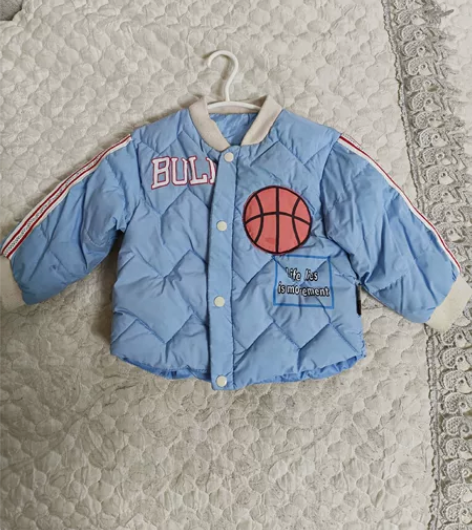 宝宝棒球棉服外套,90码,码偏小,5-8个...