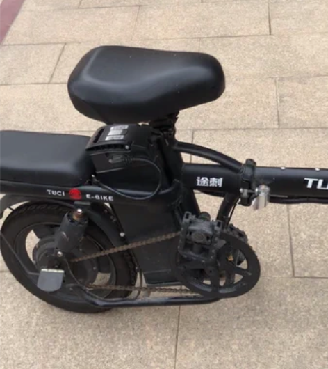 途刺 折叠电动自行车，九成新，淘宝上购买，...