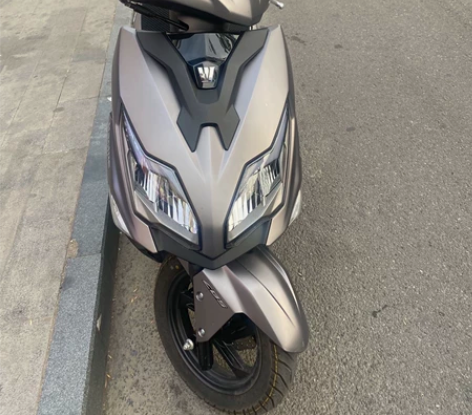 豪爵AFR125踏板摩托，2500公里，2...
