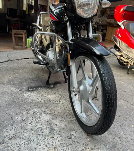 豪爵摩托车DH150。成色新,车况好。拉货...