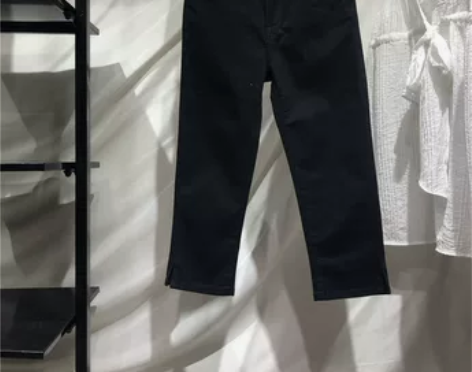 原味家,七分裤牛仔裤,全新 感兴趣的话点“...