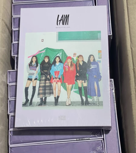 现货 女孩子们 GIDLE (G)I-DL...