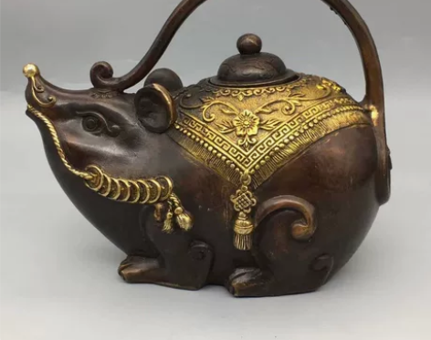 【祖传】纯铜鎏金招财鼠酒壶家居装饰品工艺礼...