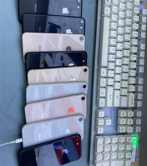 无限出工作室用机,苹果8,64G 国行 功...