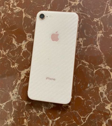 iPhone 8，64g，国行三网，外屏裂...