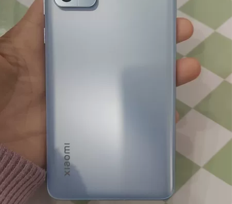 小米12，8+128蓝色，专卖店样机，外观...