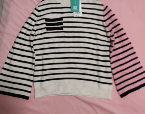 全新140童年领域的毛衣 感兴趣的话点“我...